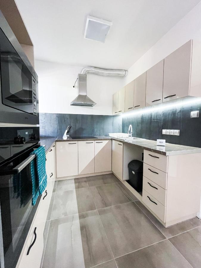 זמראדי Villa Klapka מראה חיצוני תמונה
